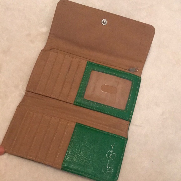 Trifold Wallet - Picture 3 of 4